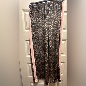 Women's Leopard Print pants with Pink Side Trim